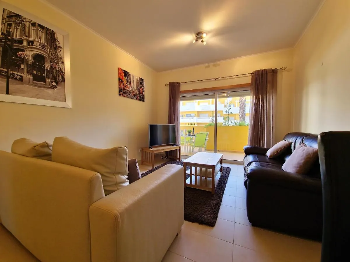 Apartment Apartamento Royalmar T2 By Yha Conceicao
