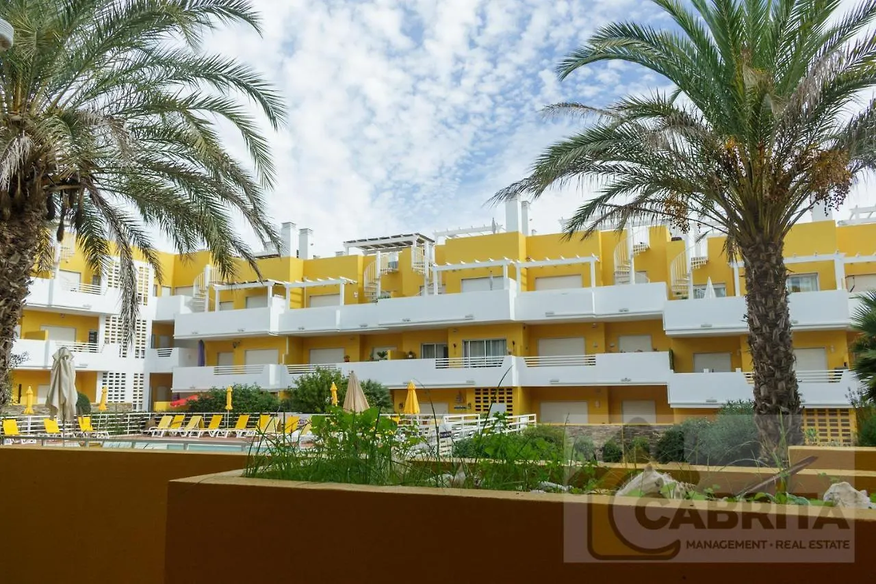 Apartment Apartamento Royalmar T2 By Yha Conceicao